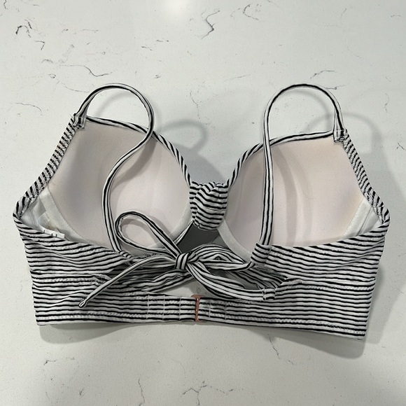 Black/White Bralette Bikini Top - Picture 2 of 3